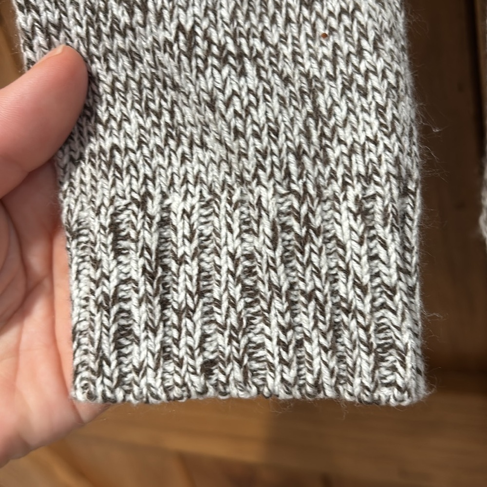 Cardigan - Picture 4 of 5